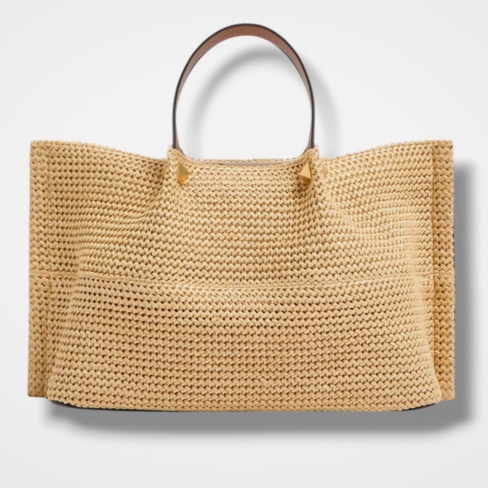 Valentino Garavani Vlogo straw medium tote - Picture 4 of 16